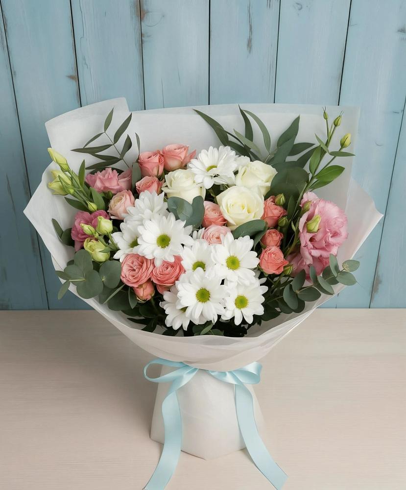 Букет цветов из: Розы, Лизиантусы и Хризантемы в Карсун