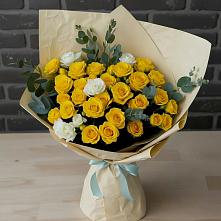 Букет цветов из:  Розы в Карсун