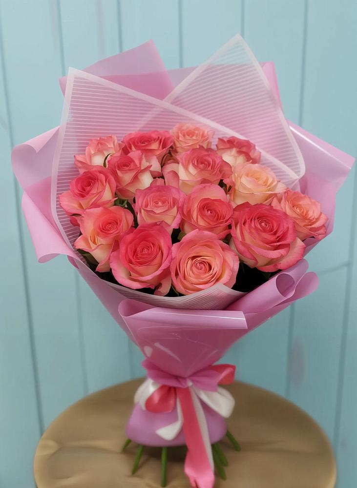 Букет 15 Розовых роз Равель в Карсун