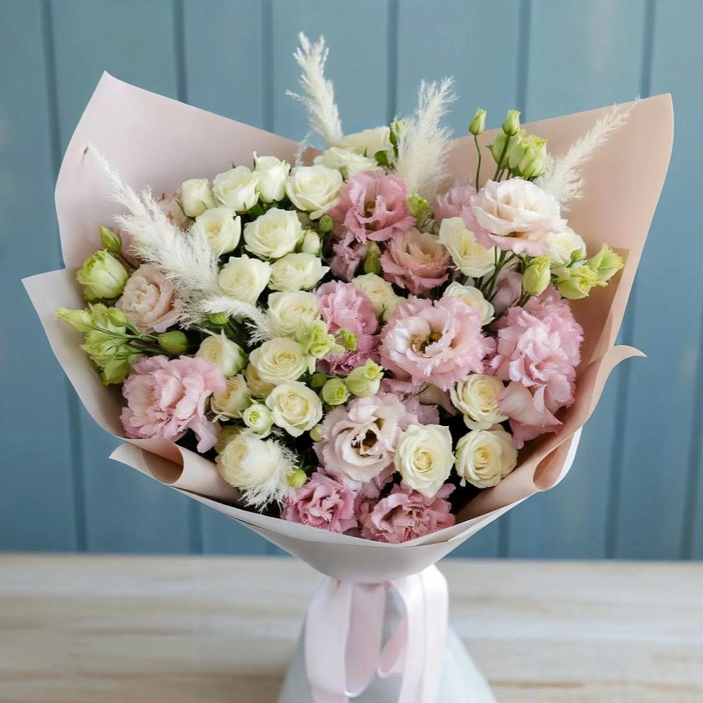 Букет цветов из: Альстромерии и Розы в Карсун