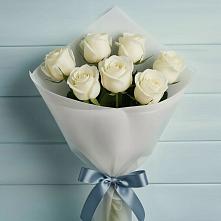 Букет 7 Белых роз Эдлесс Лав в Карсун