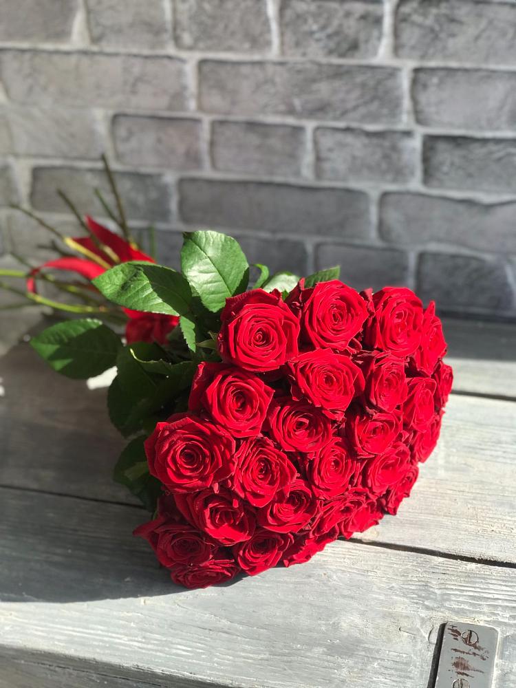 Букет Красные розы Фридом в Карсун