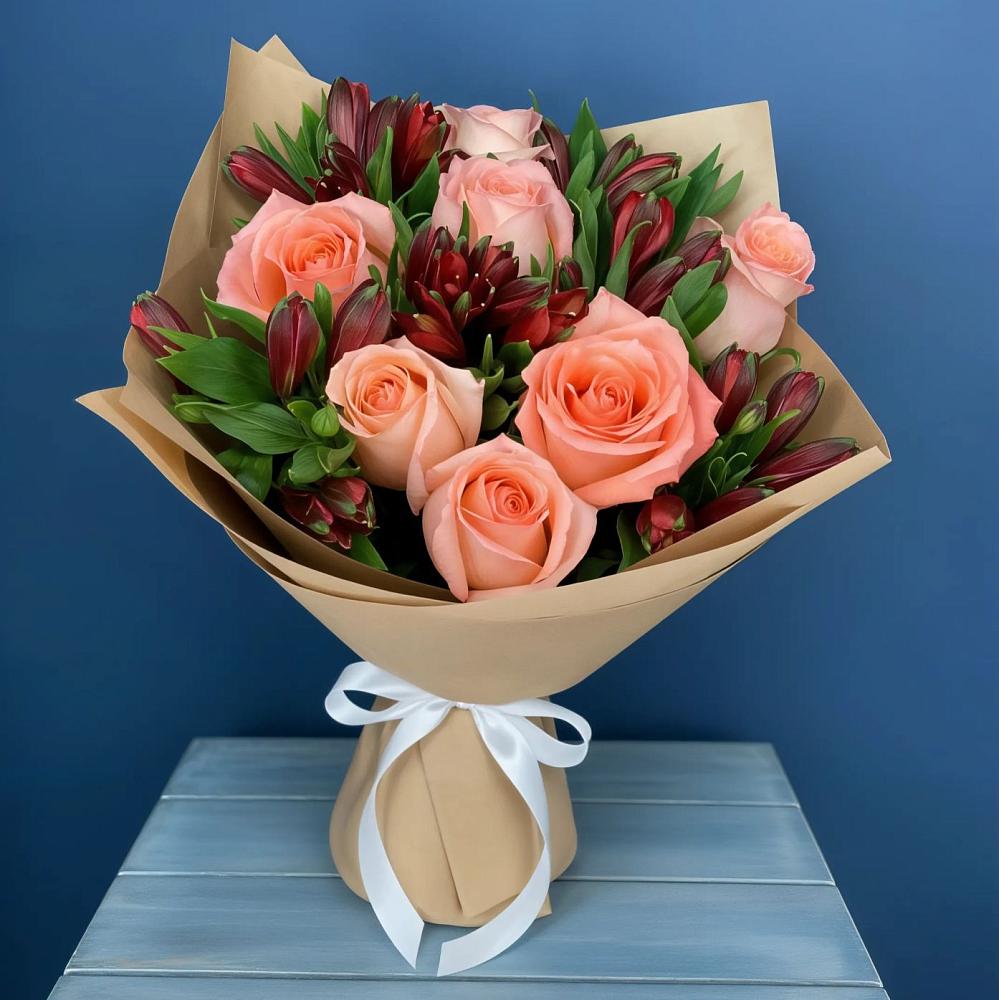 Букет цветов из: Розы и Альстромерии в Карсун