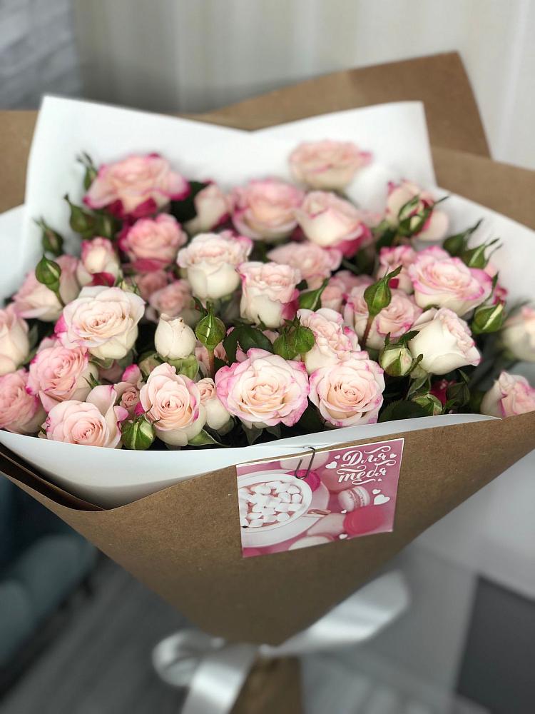 Букет цветов из: Розы в Карсун