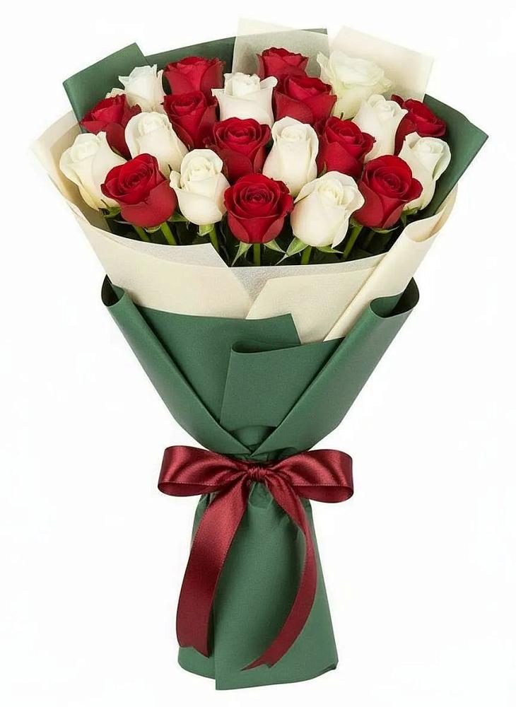 Букет Микс из красных и белых роз в Карсун