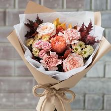 Букет цветов из:  Гвоздики, Хризантемы и Розы в Карсун
