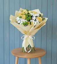 Букет цветов из:  Хризантемы и Розы в Карсун