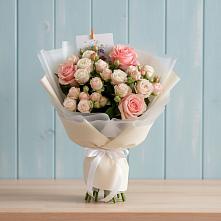Букет цветов из:  Розы в Карсун