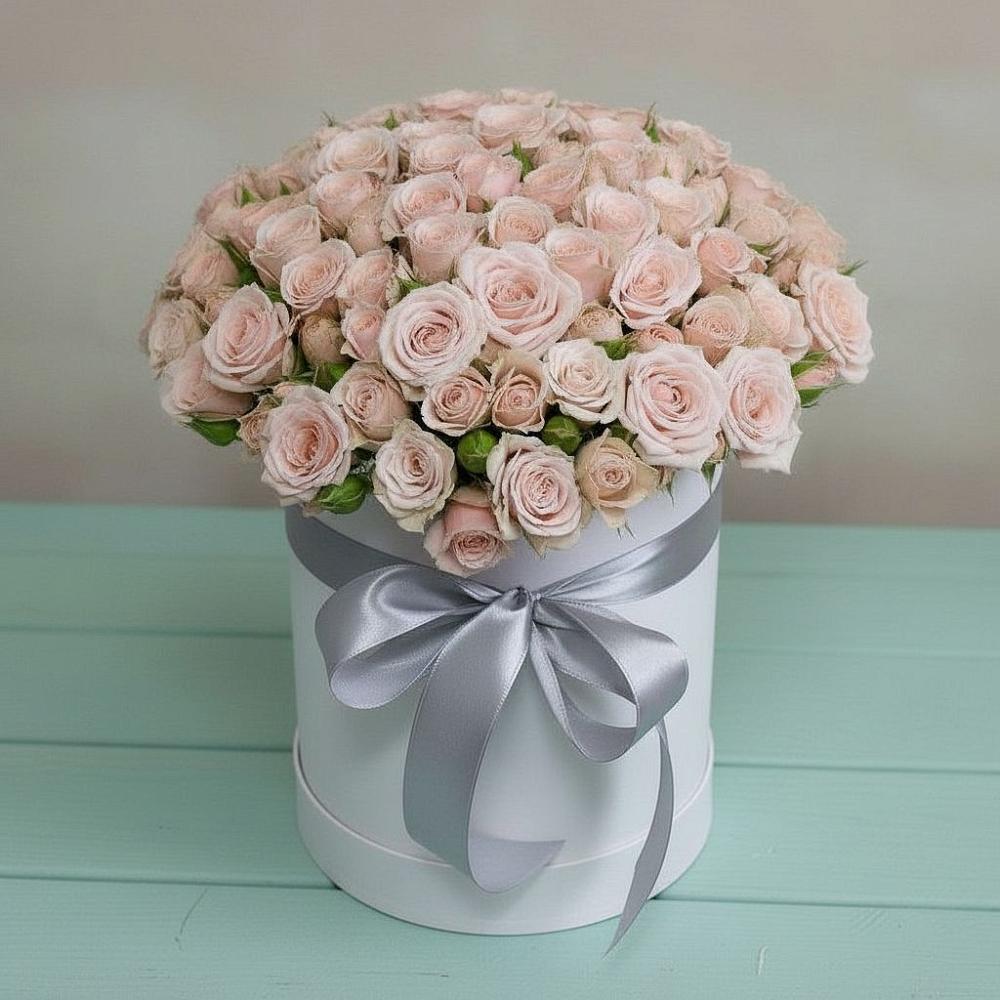 Цветочная композиция из Розы в шляпной коробке в Карсун